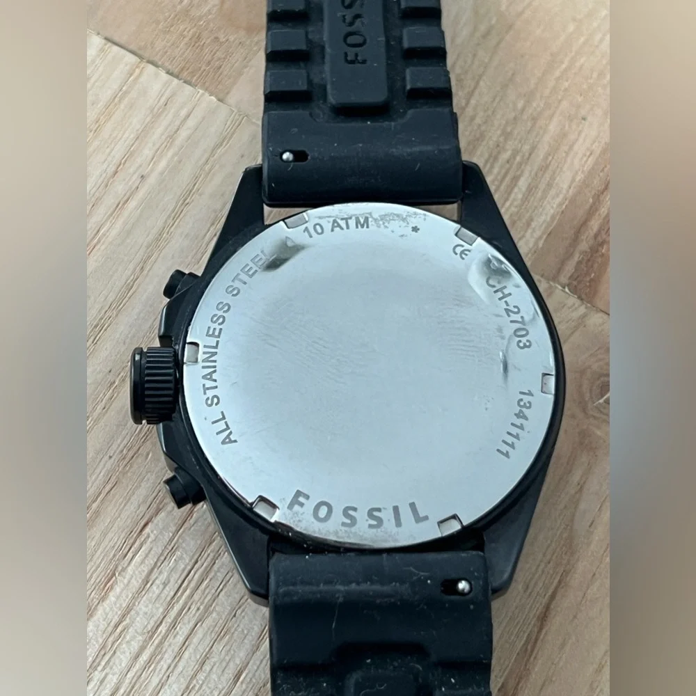 Fossil brand model